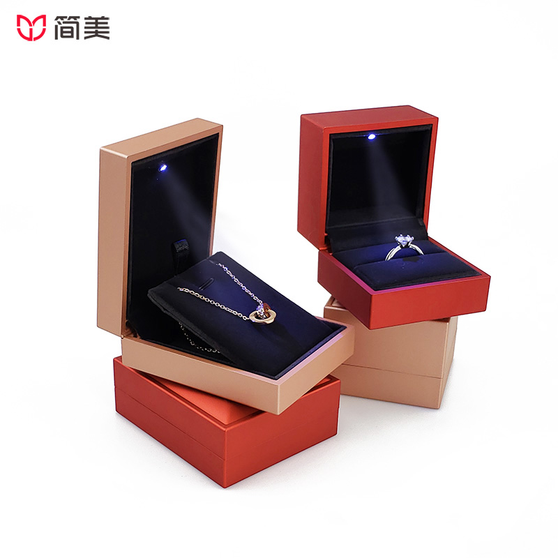 橡胶漆LED首饰盒直角凸面戒指盒吊坠盒珠宝饰品包装盒 ssh-030
