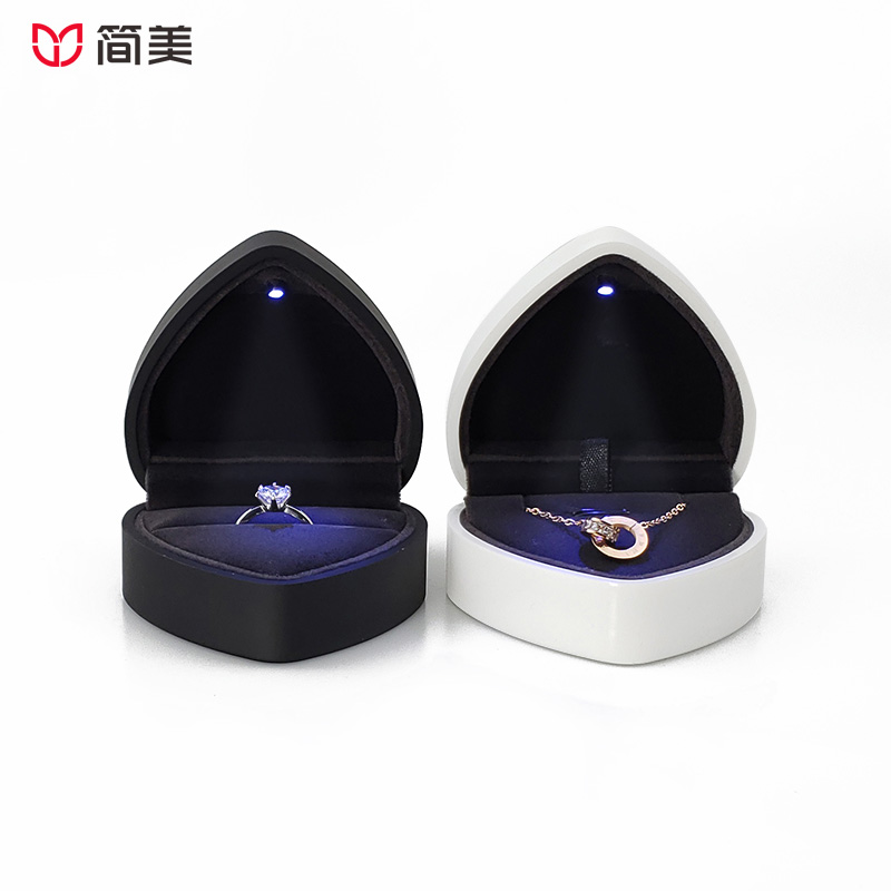 Painted jewelry box heart-shaped ring necklace packing box custom wholesale