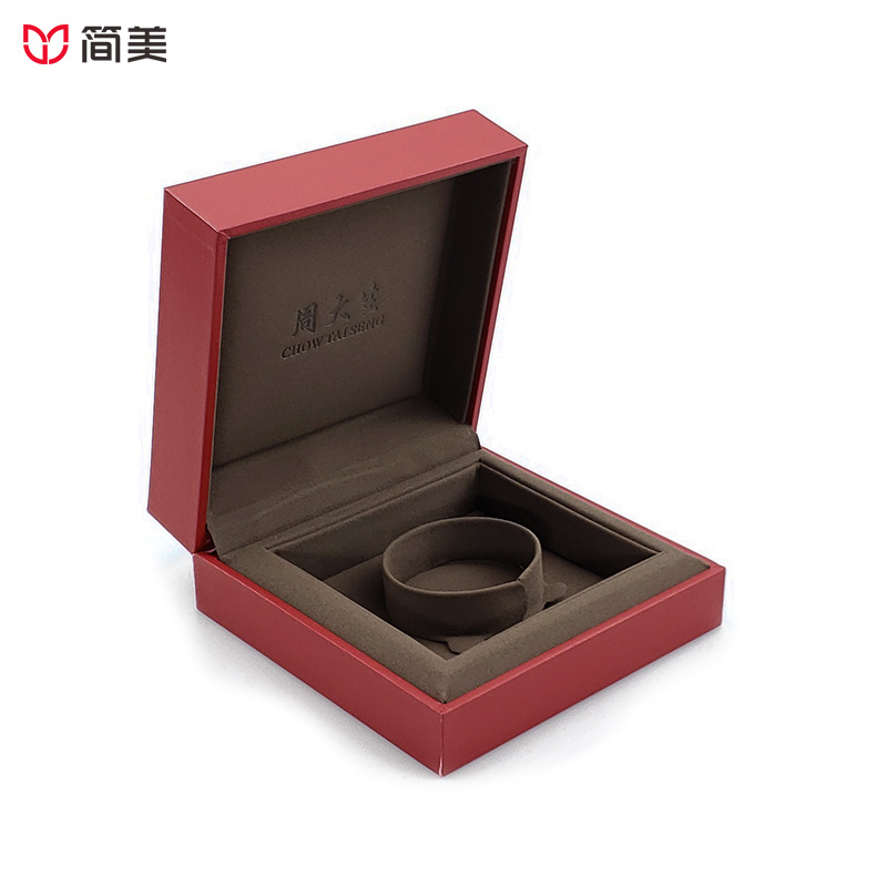 CHOW TAI SENG leather paper jewelry boxes ring necklace box custom wholesale