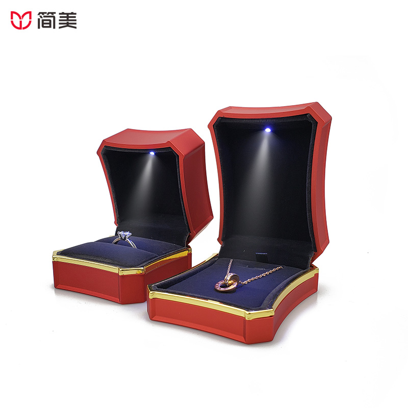 New spray paint jewelry boxes ring pendant box with LED factory custom wholesale