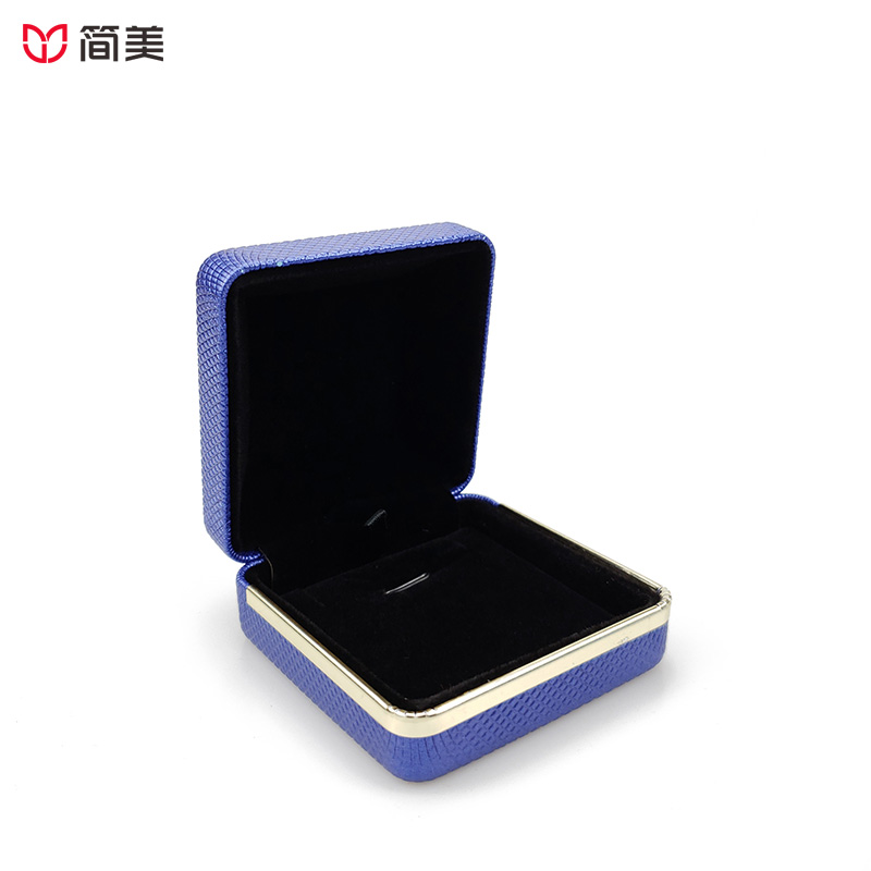 pu jewelry boxes with LED light ring necklace box custom wholesale